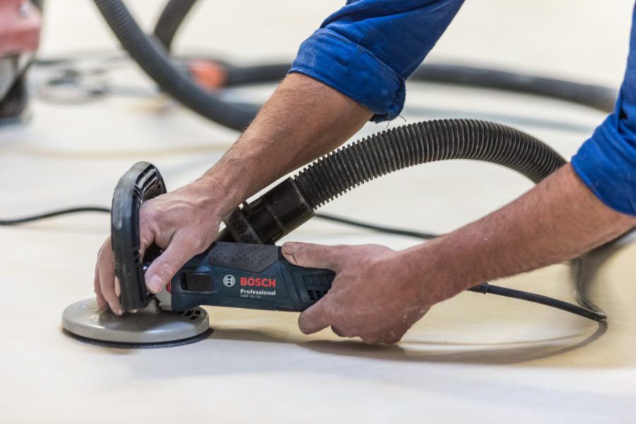 Augel-2016-010-Blastrac