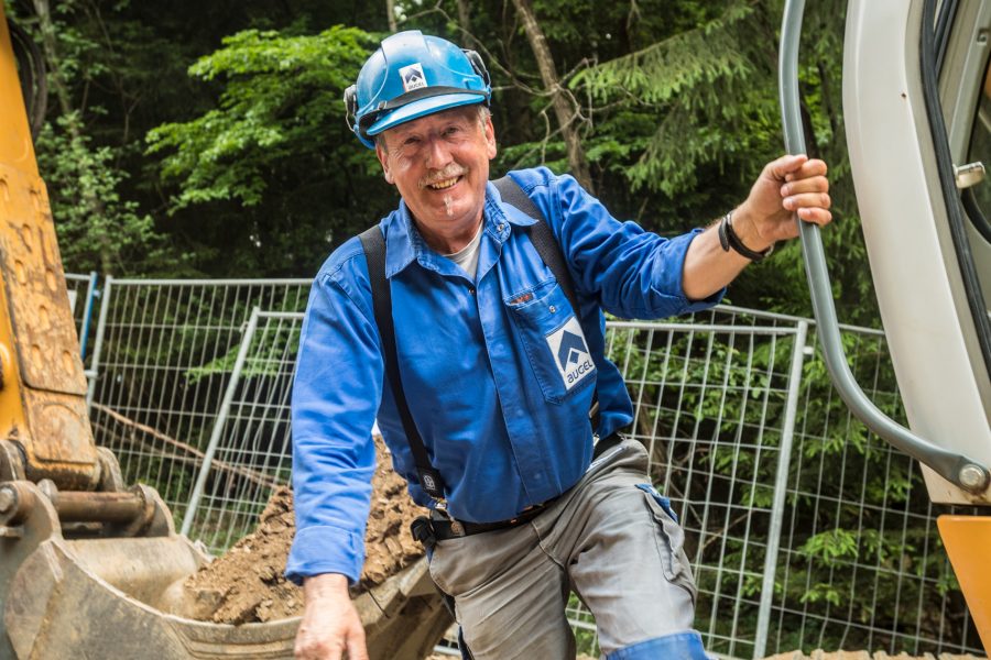 Augel-2017-046-Monti, Beinhausen