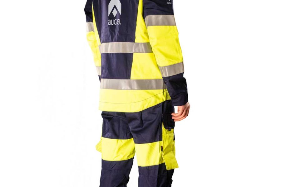 Augel-Kleidung-Ruecken-rechts-komplett